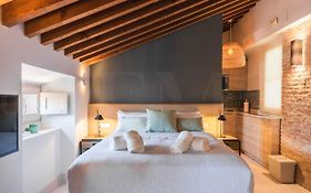 Superb Mediterranean Attic In The Heart Of Malaga By Rems